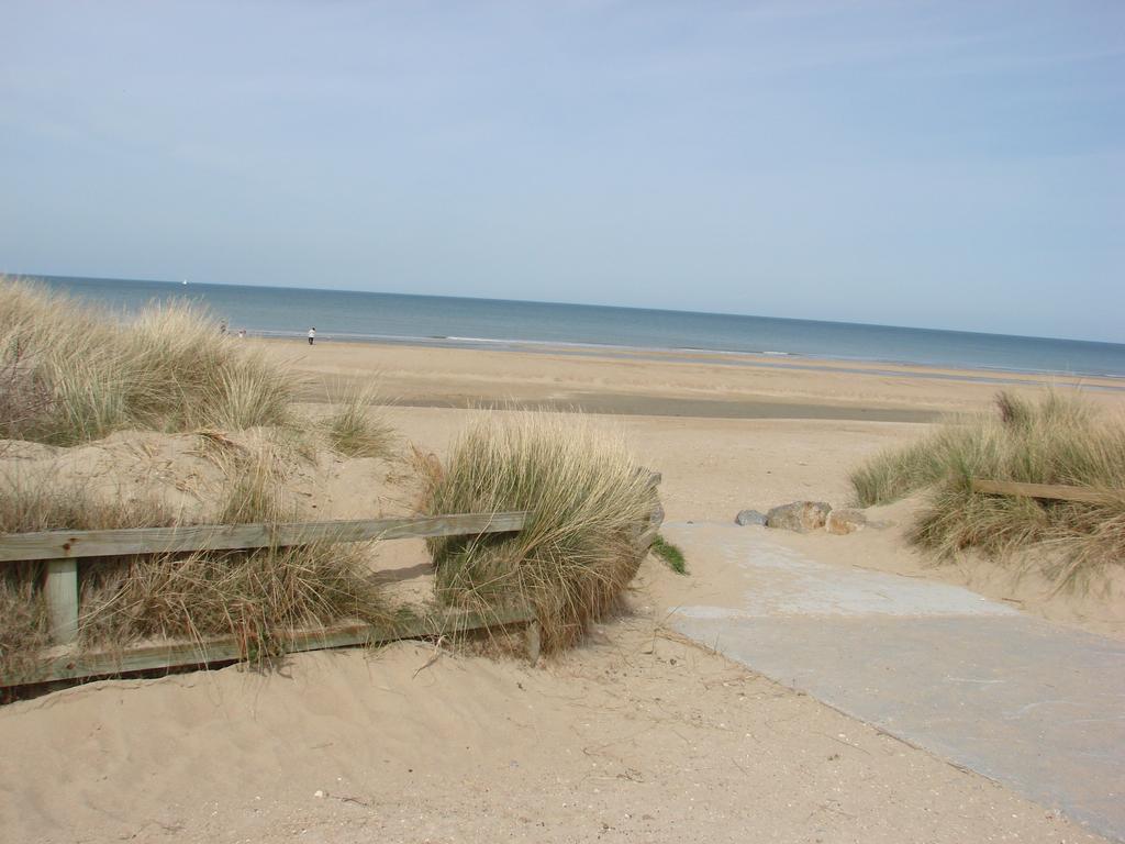 Hotel Chez-Marion Merville-Franceville-Plage Camera foto