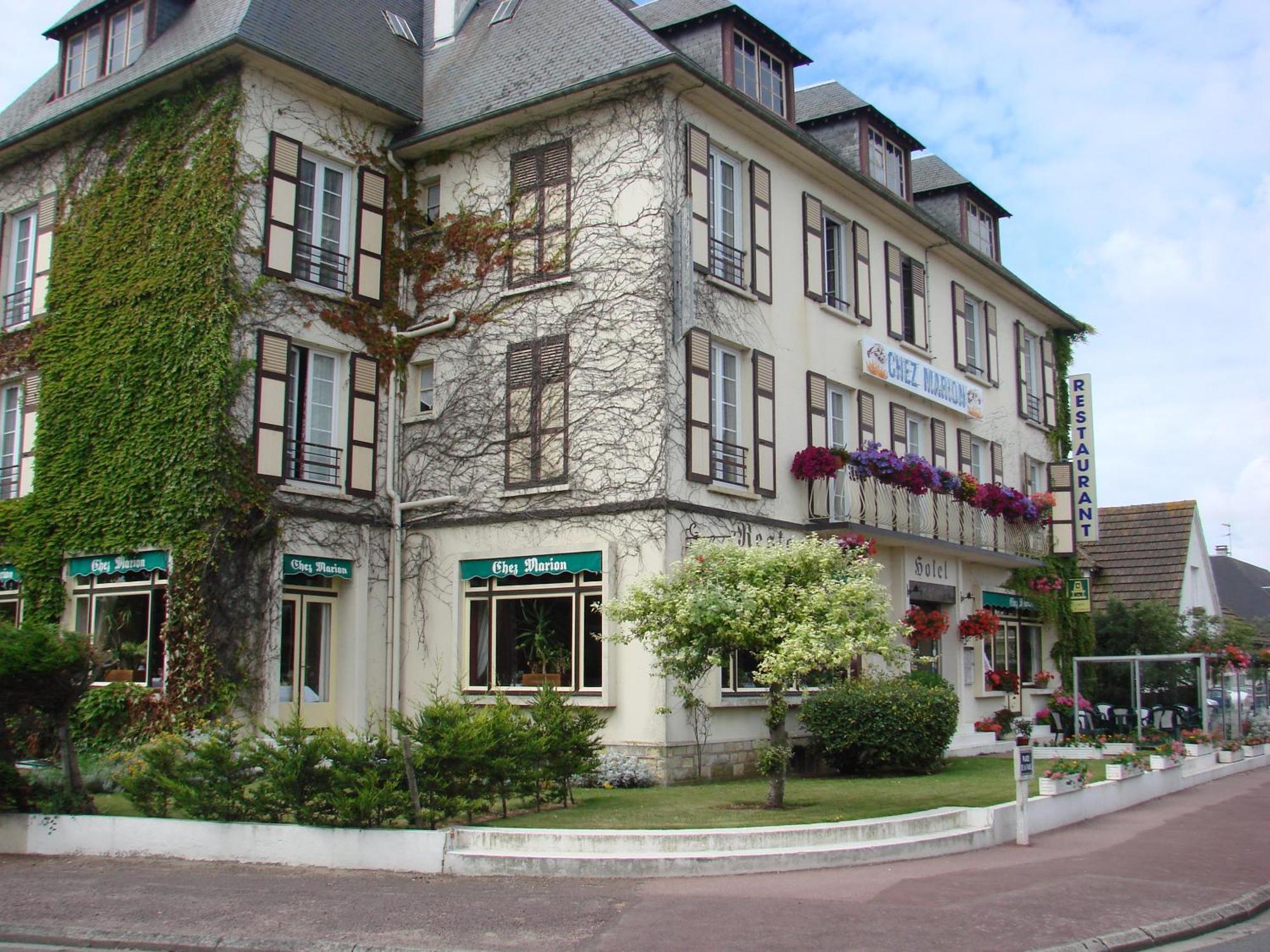 Hotel Chez-Marion Merville-Franceville-Plage Esterno foto