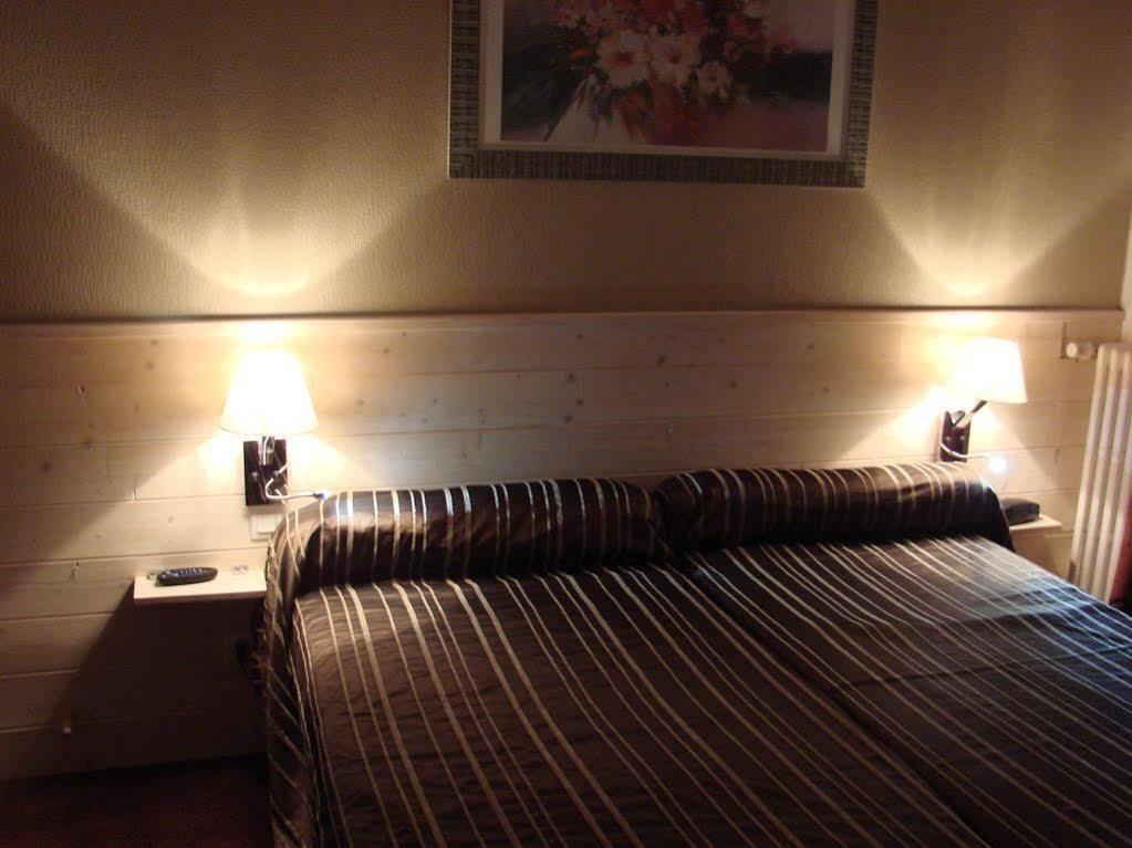 Hotel Chez-Marion Merville-Franceville-Plage Esterno foto